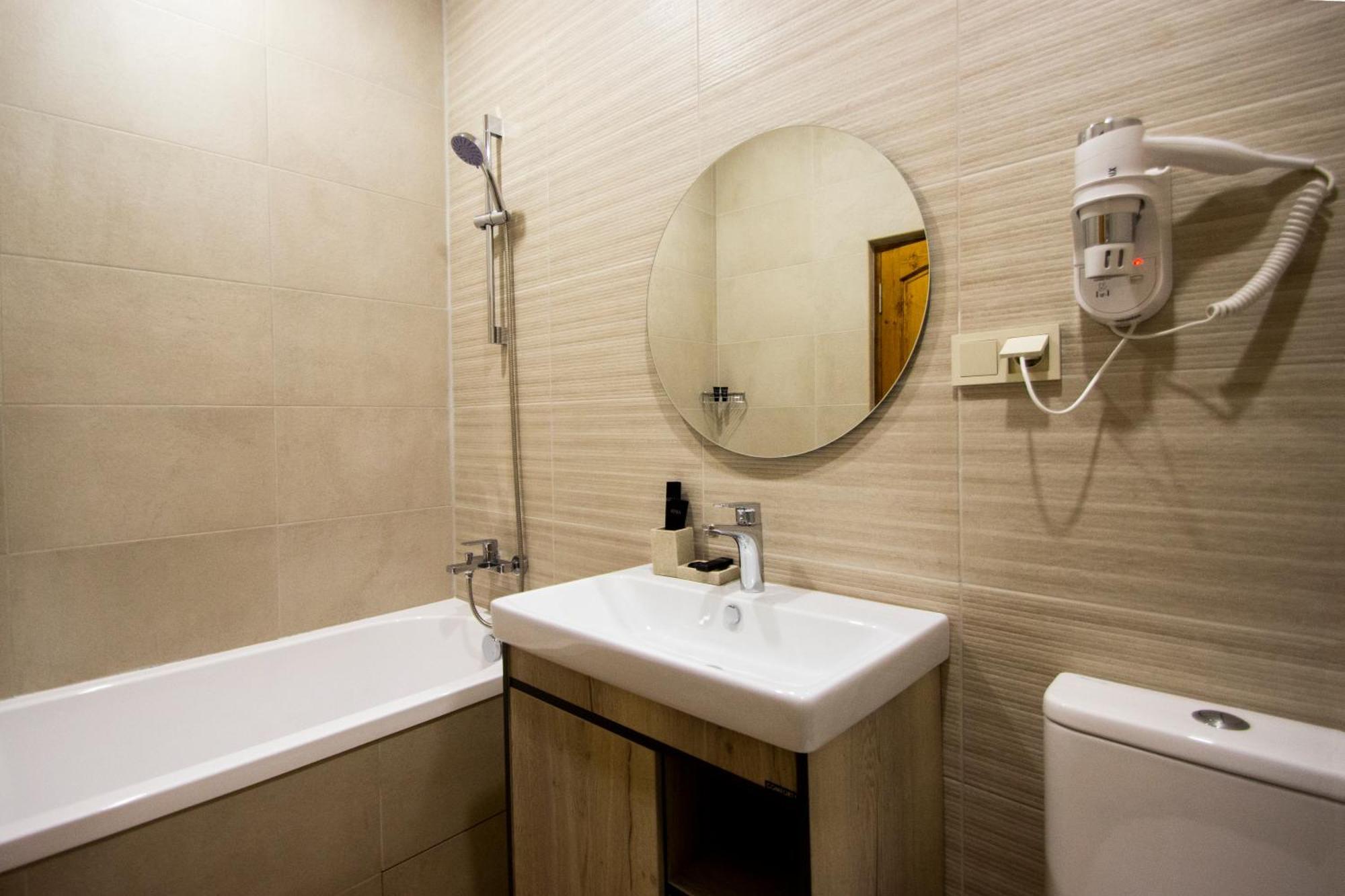 Kuma Hotel Gyumri ภายนอก รูปภาพ