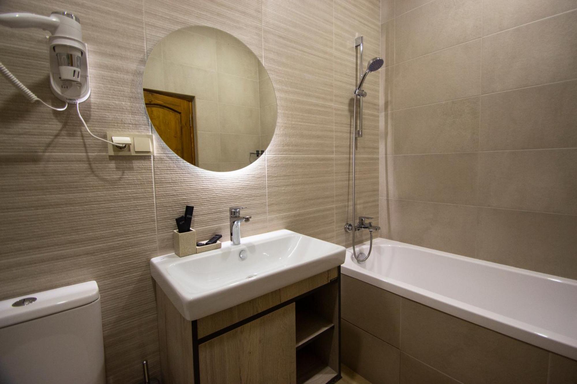 Kuma Hotel Gyumri ภายนอก รูปภาพ