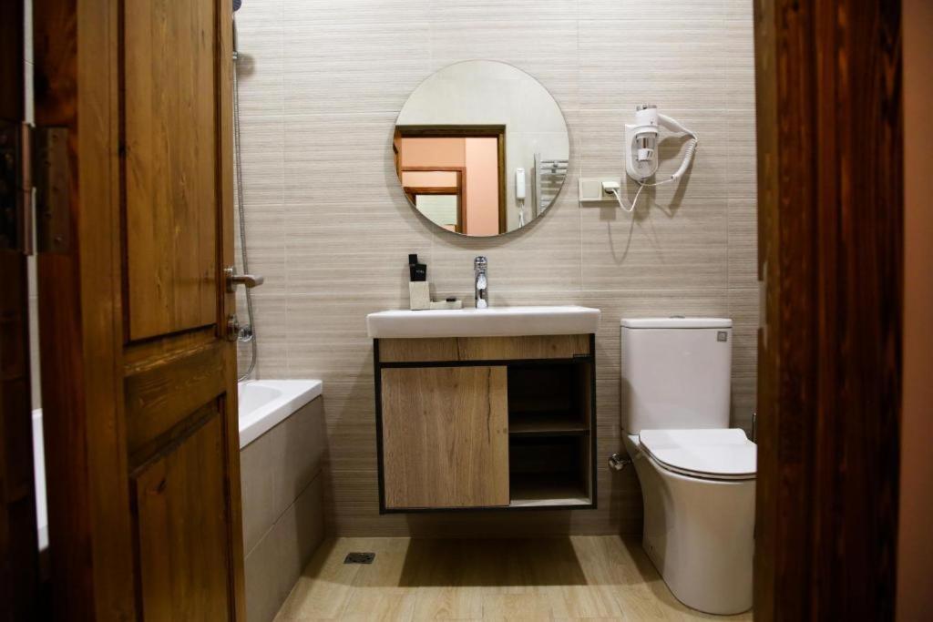 Kuma Hotel Gyumri ภายนอก รูปภาพ